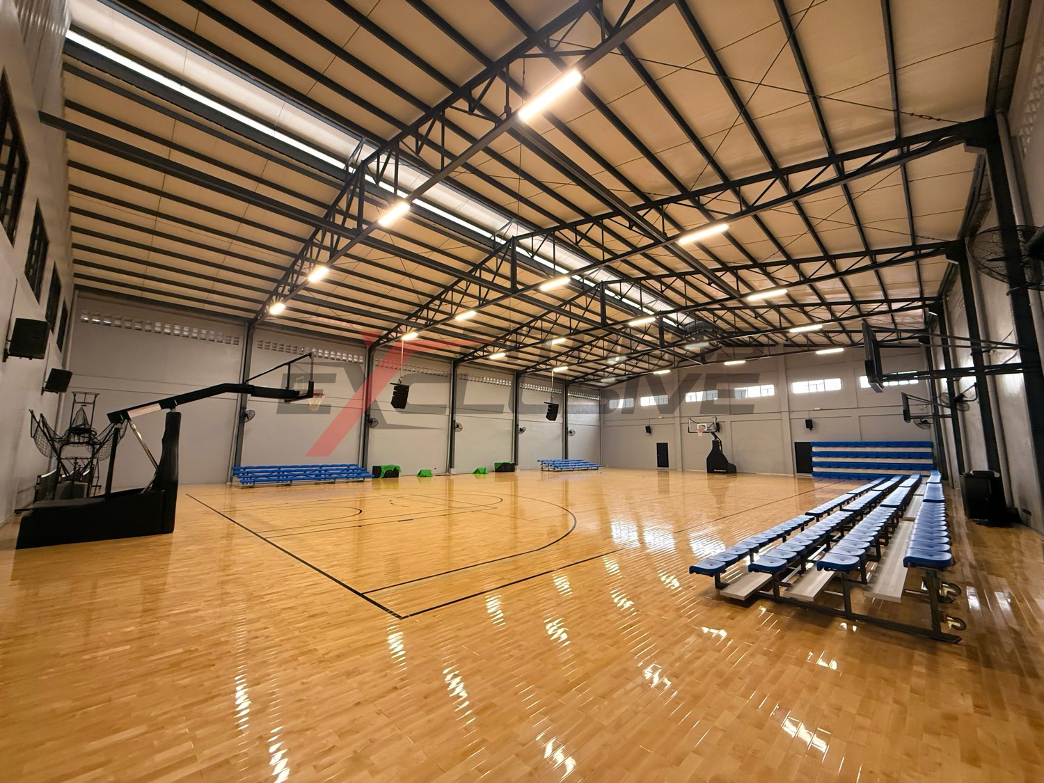 Full multi-sport court